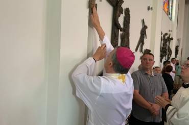 Drugi o nama: Posveta crkve u Donjoj Tramošnici