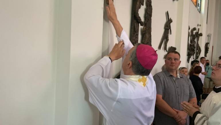 Drugi o nama: Posveta crkve u Donjoj Tramošnici