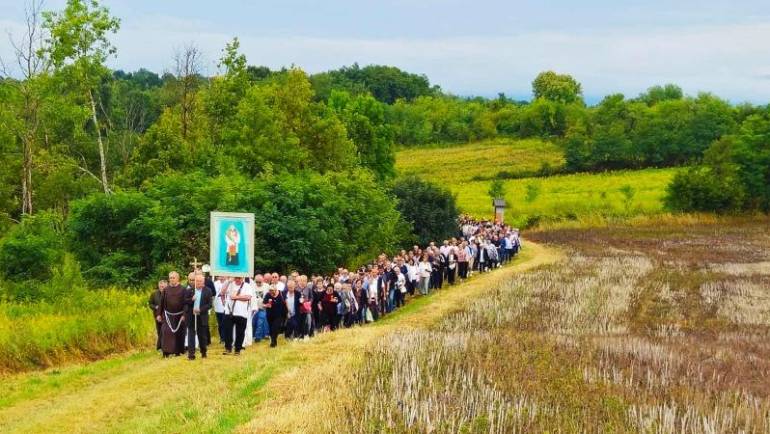 KATOLIČKI TJEDNIK I RADIO MARIJA: Fra Lovrina mlada nedjelja